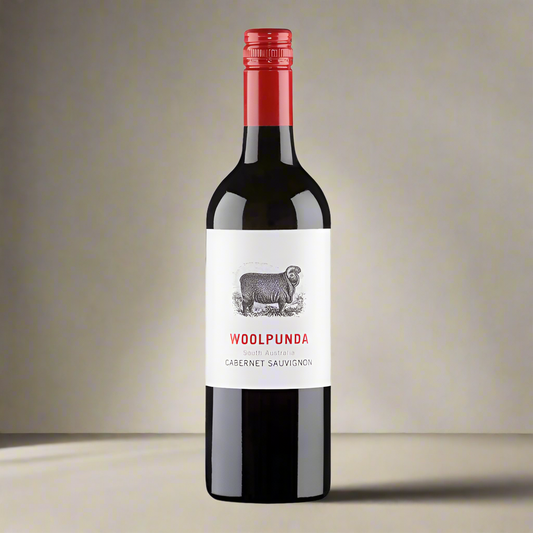 Wine bottle with 'Woolpunda' label on a white background